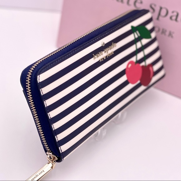 Kate Spade Large Continental Wallet - Picture 4 of 10